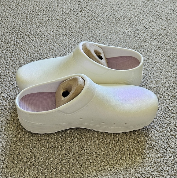 Dansko clogs - Picture 7 of 10